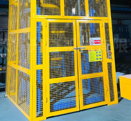 雷波货梯可以安装在室外吗