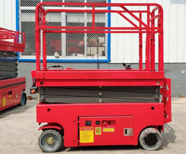 雷波移动式升降平台