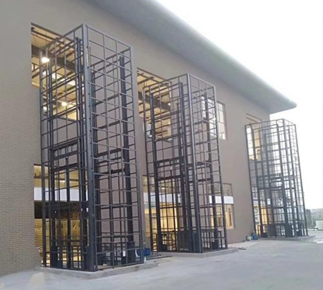 雷波液压升降货梯