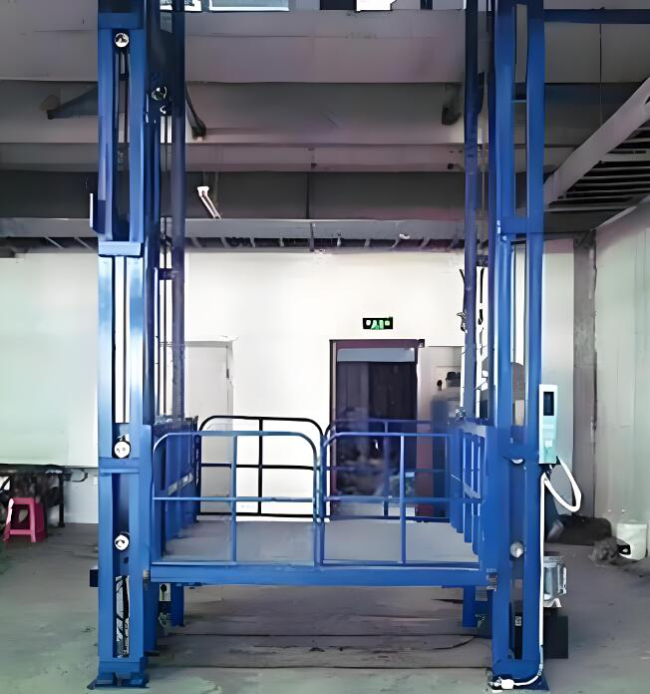 雷波导轨式升降货梯