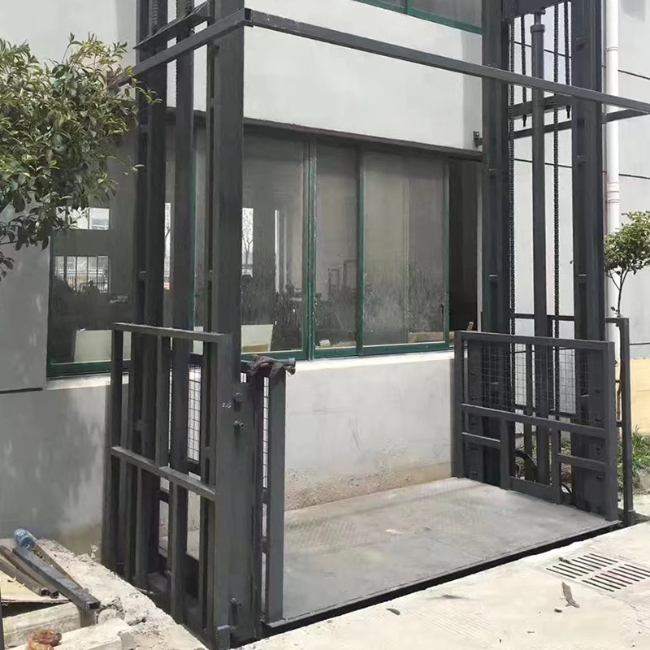 雷波5吨室外升降货梯